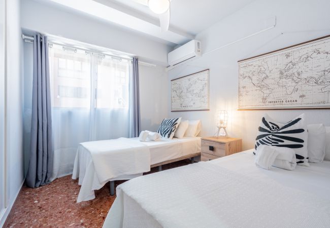 Apartment in Valencia - Family Apartment on Avda. del Puerto by Host Valencia Apartment in Valencia - Family Apartment on Avda. del Puerto by Host Valencia