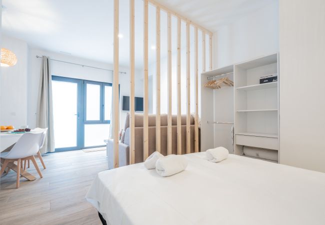 Estudio en Valencia - Mediterraneum. Suite F by Host Valencia Estudio en Valencia - Mediterraneum. Suite F by Host Valencia