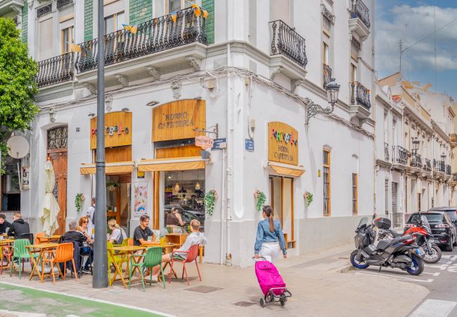 Estudio en Valencia - Mediterraneum. Suite F by Host Valencia Estudio en Valencia - Mediterraneum. Suite F by Host Valencia