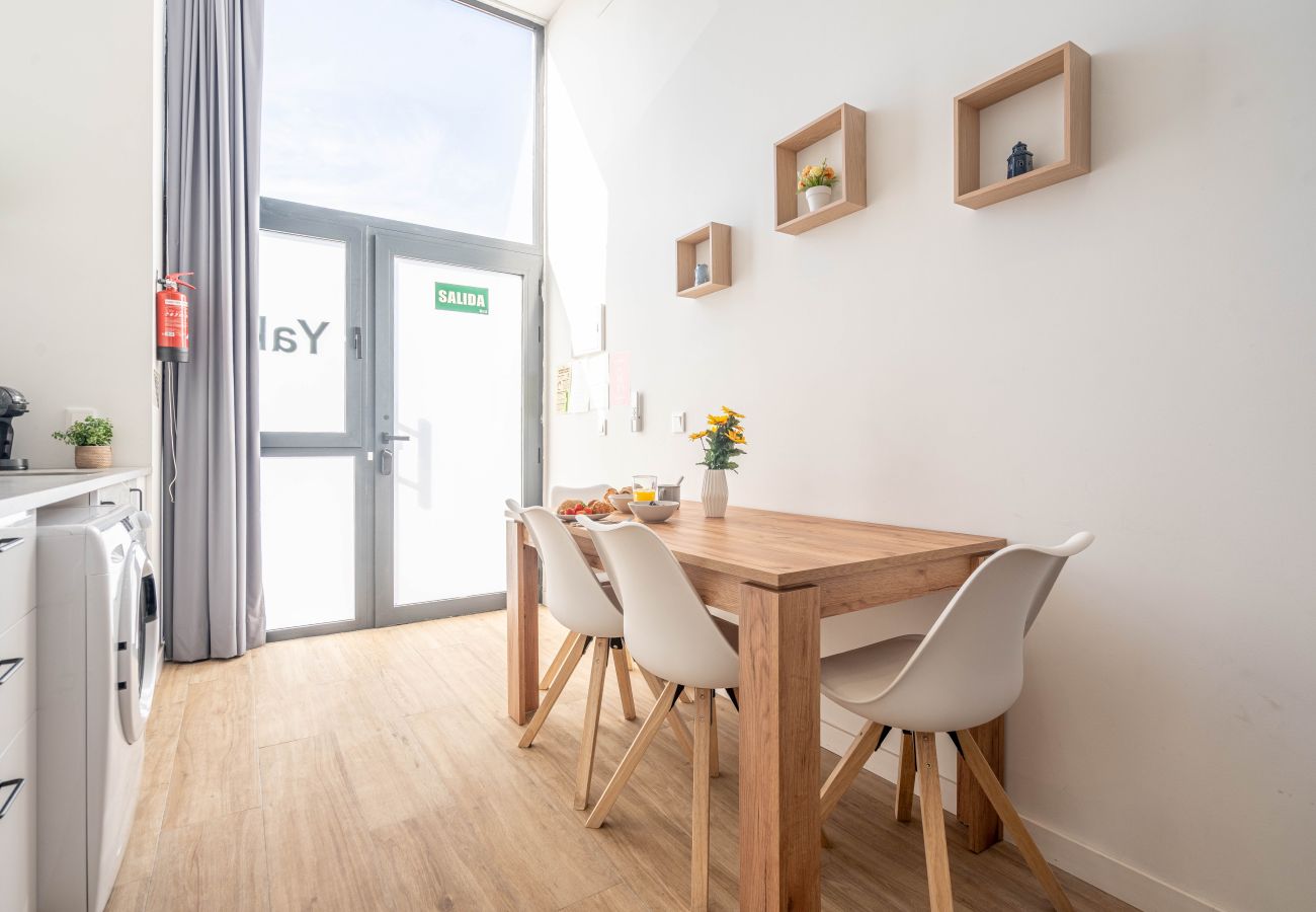 Estudio en Valencia - VLC Yako Suite by Host Valencia